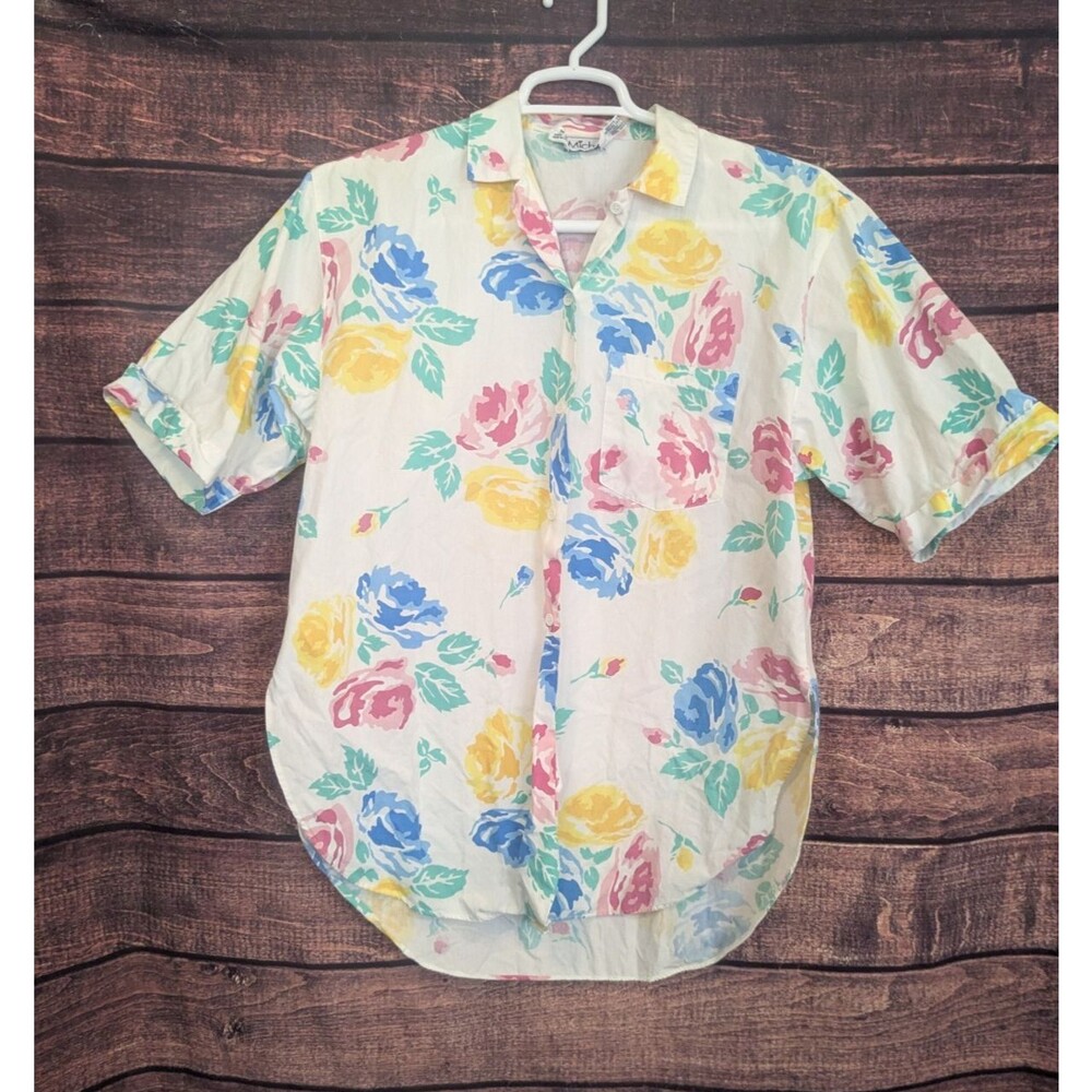 Vintage Women's Floral 100% Cotton Oversized Roses button up shirt With‎ pocket